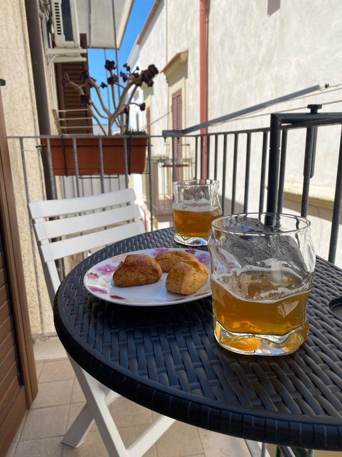 Uria Rooms & Suite B&B 维耶斯泰 外观 照片