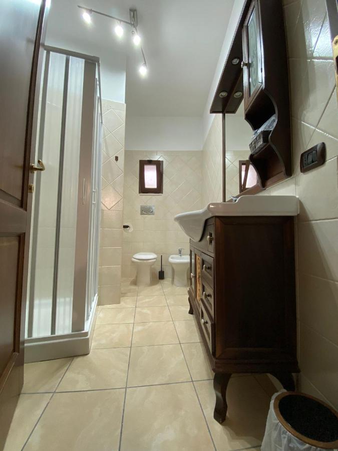 Uria Rooms & Suite B&B 维耶斯泰 外观 照片