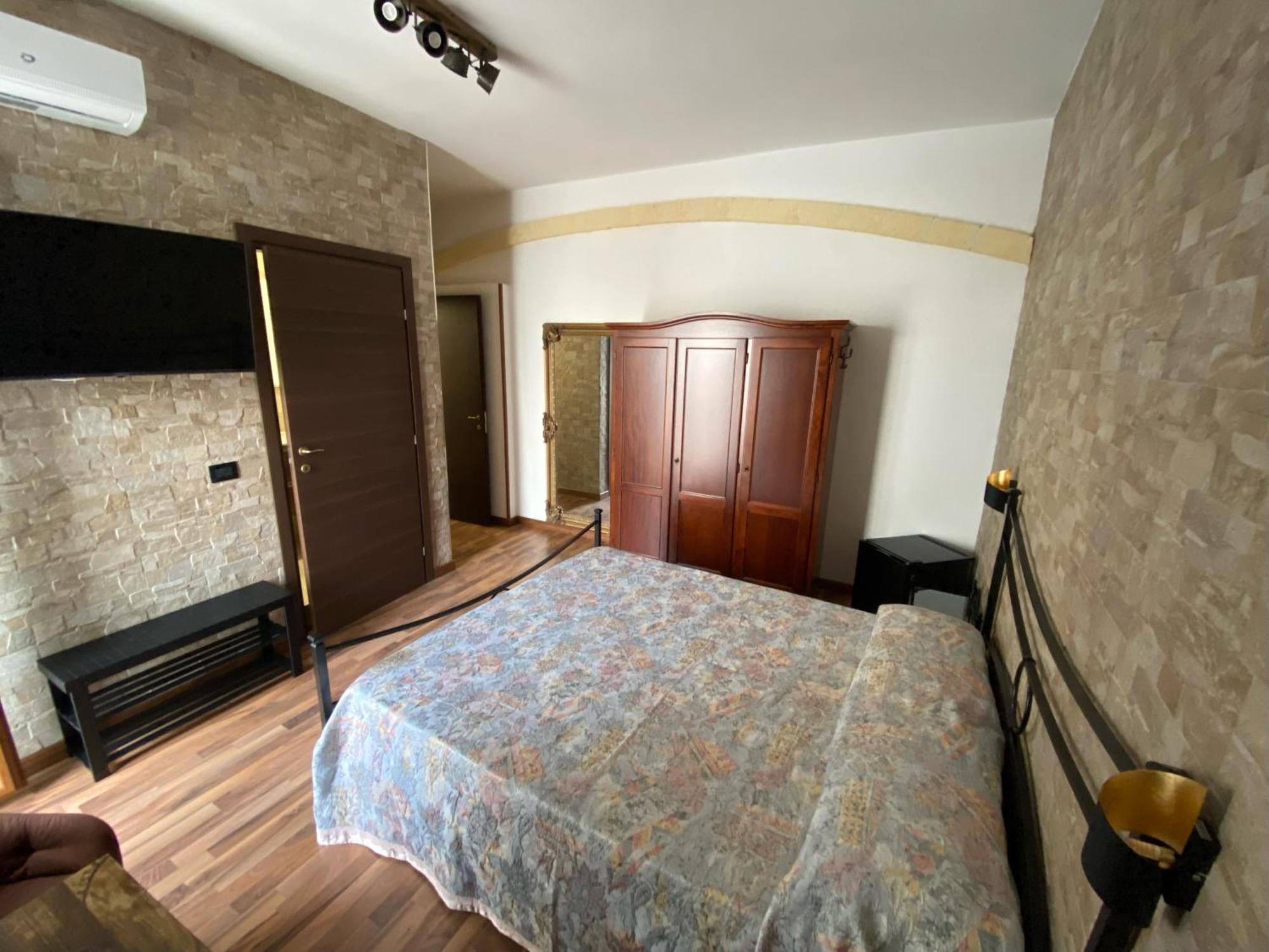 Uria Rooms & Suite B&B 维耶斯泰 外观 照片