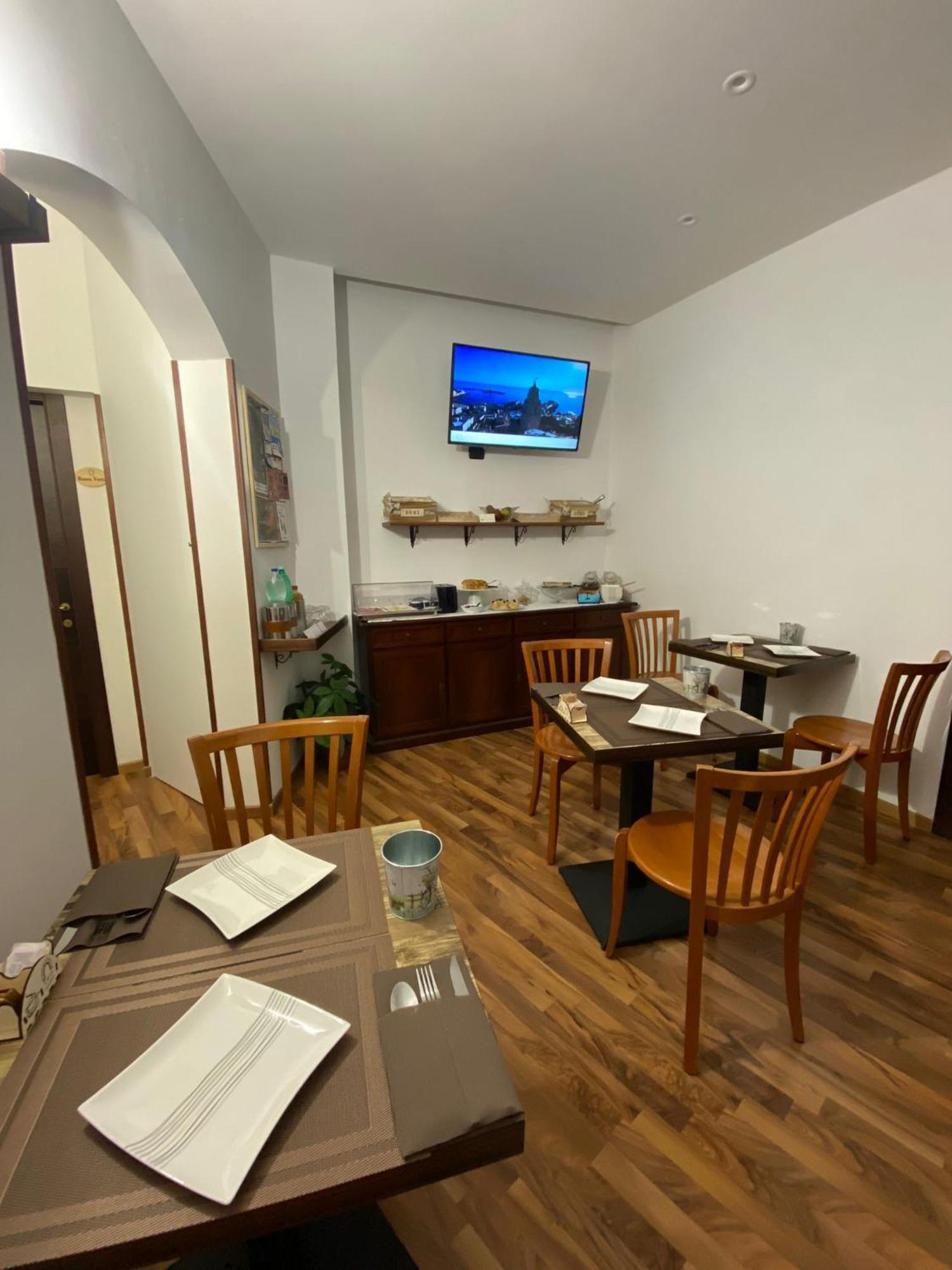 Uria Rooms & Suite B&B 维耶斯泰 外观 照片