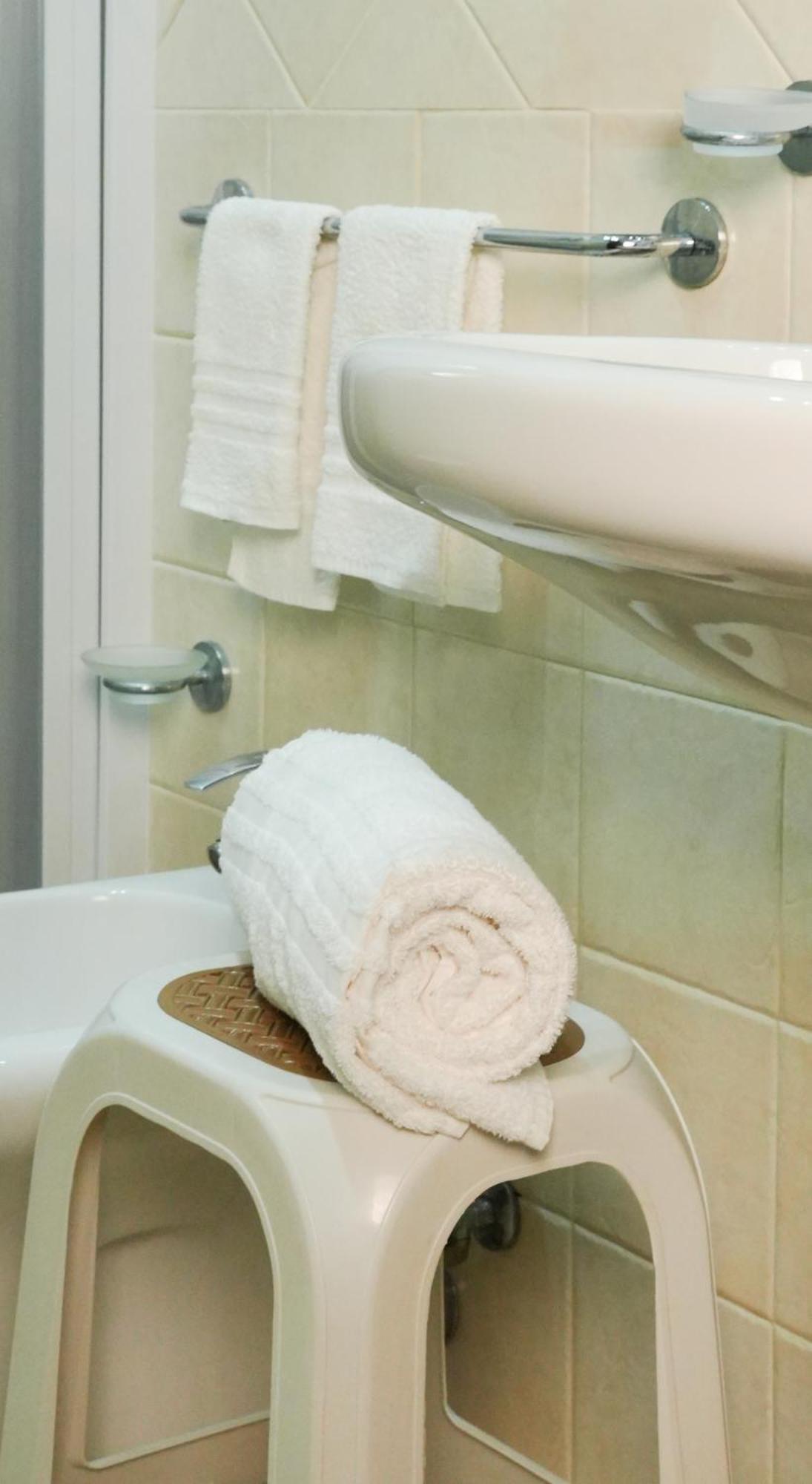 Uria Rooms & Suite B&B 维耶斯泰 外观 照片