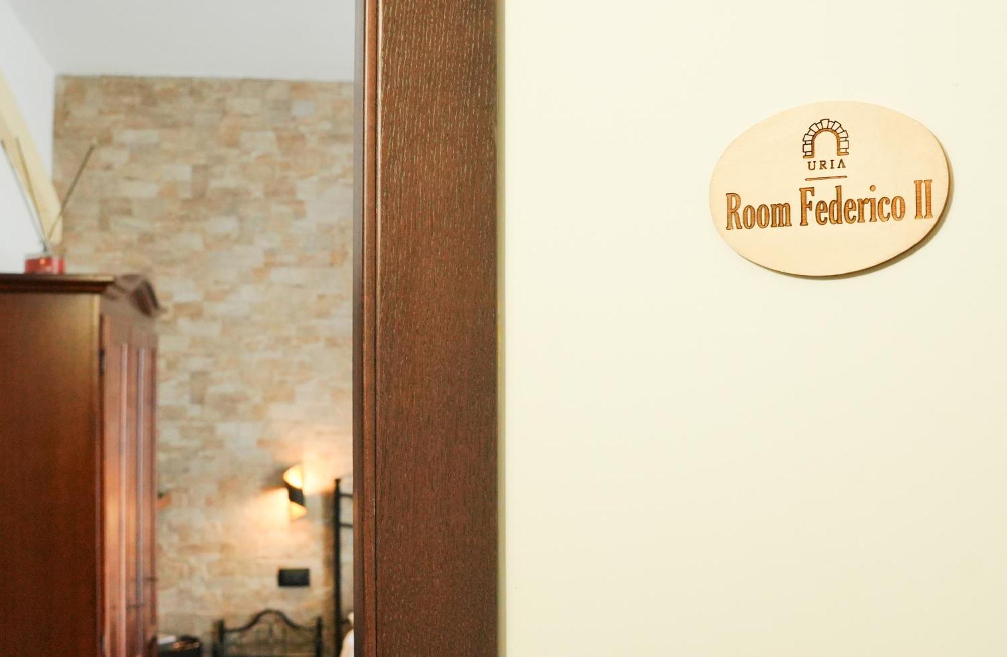 Uria Rooms & Suite B&B 维耶斯泰 外观 照片