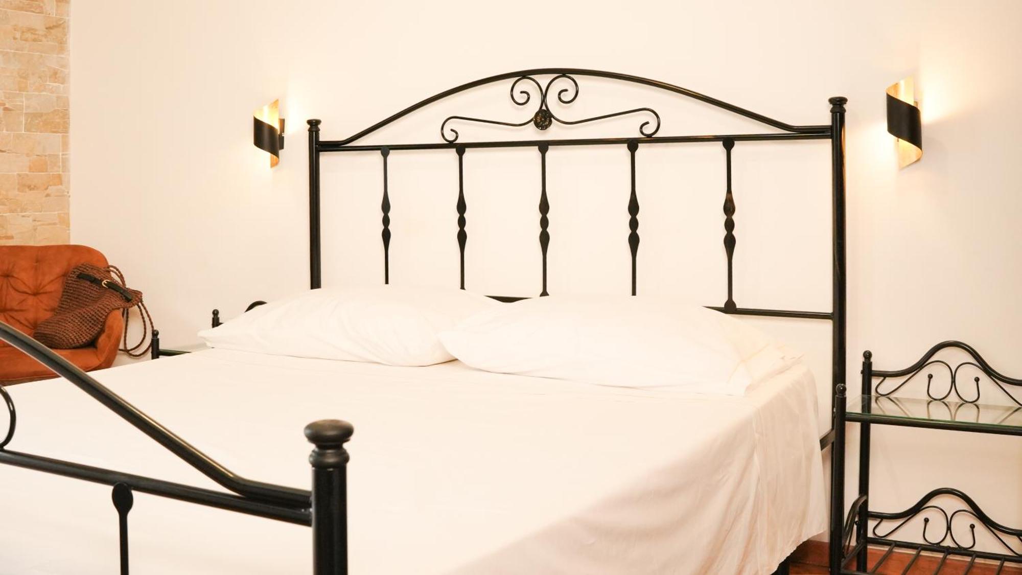 Uria Rooms & Suite B&B 维耶斯泰 外观 照片